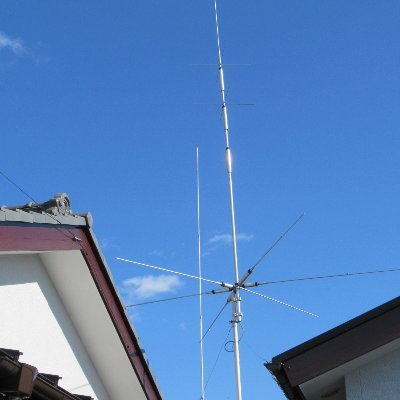 1982年開局の２アマです。VUでのコンテスト、HFでのFT8が多いです。IC-9700  TS−590SG +GP
常置(設置)場所JCC1325埼玉県入間市