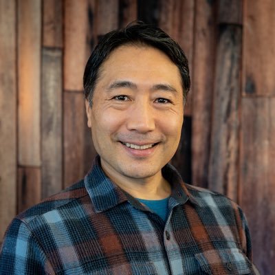 a dad, a solution engineer at @salesforce, a tech enthusiast, a dragon boat racer for @bayareadragons
