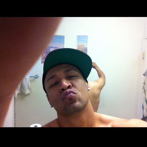 superglee_k's profile picture. 