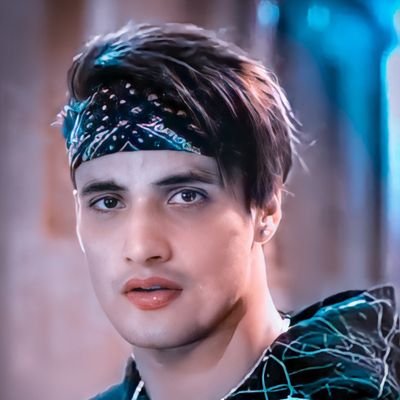 AsimIsLove143's profile picture. Here to support only Asim Riaz
BB15 rooting for Umar Riaz