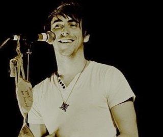 NotGaskarth's profile picture. Nothing more than a casual fuck, isn't that just how we operate?