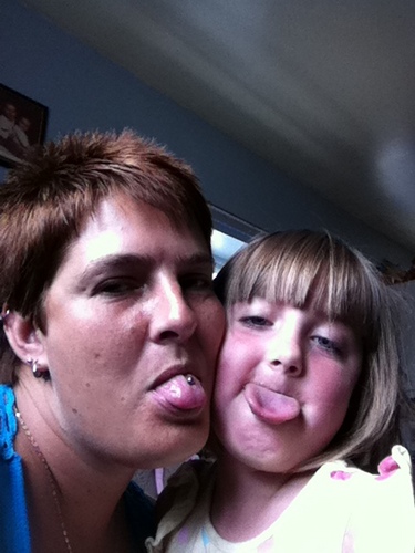 hi im fun,easy person 2 get on witrh and like 2 go out and have fun.