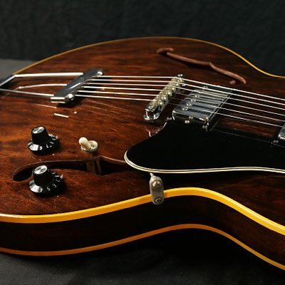 ZLahyene's profile picture. « Nous sommes peu à penser trop, trop à penser peu »