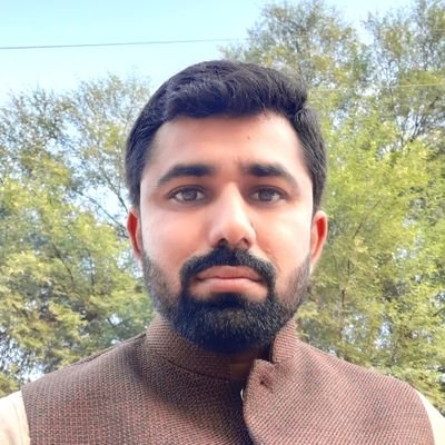 ShaahidIqbal's profile picture. Whatever you are, be a good one.
Retweets are not endorsement.