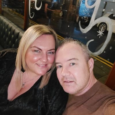 Andybrog's profile picture. 99% manc 1% scouse,dad,husband,man utd fan,lover of music and booze and a good time 😂😂