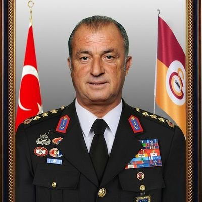 Fatih terim özel harekât timi 💛❤
Sosyal medyanın en büyük gücü biziz yaşasın imparator Fatih terim