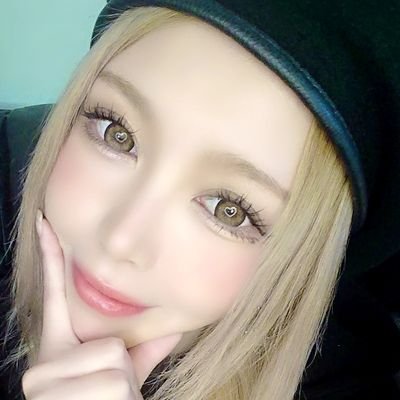 𝓐 ♔ のアバター