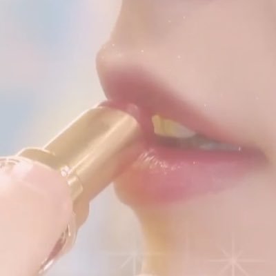 GUCCI界のイタコです。ほとんどふざけてる。↓ネタ多めなので苦手な方は自衛お願いします。内輪ネタと馴れ合いばっかりです。お椀追ってるけど他グル地雷ないのでご自由に。2014/11~出戻りしました^_^