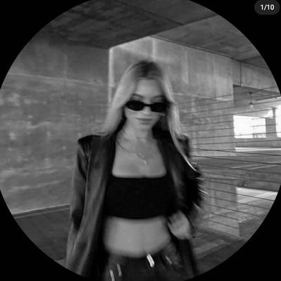 Hakli_azra's profile picture. Ne yazim