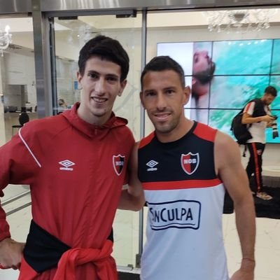 miguefrei's profile picture. ⚽❤️. 
 Periodista, intento ser escritor pero no me sale. 

Gordo FM

🗣️Somos un club de la concha de la lora.