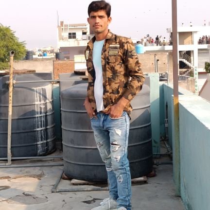 Harishc01398499's profile picture. 