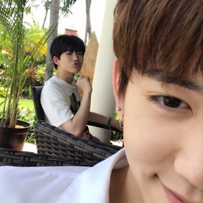 gownlinlin's profile picture. hello, always welcome :))) WANNABLE, CARAT & TEUME! ☺💗