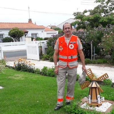 GUY51977534's profile picture. Membre du bureau UL LUCON Vendée