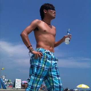 phdbyrdgsb's profile picture. 株式相場についてが主
☆土日はサッカー県リーグ、フットサル(負けても3年に一回)、サーフィン(横ノリ少々)、ゴルフ(best 98)、スノボー(パイプ程度)してます。仕事と遊びを真面目にやってます。夢はＪクラブを東京に作る事。FP、TA持ち。税理士資格取得目指してます。金融業界7年目。東京生まれ。現在茨城に出稼ぎ中、。