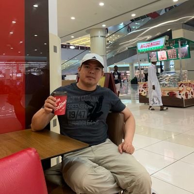 just_say_rmn's profile picture. 🙋‍♂️🙋‍♂️