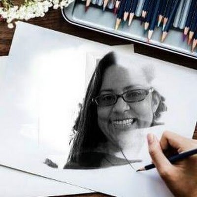 damaris11rivera's profile picture. 