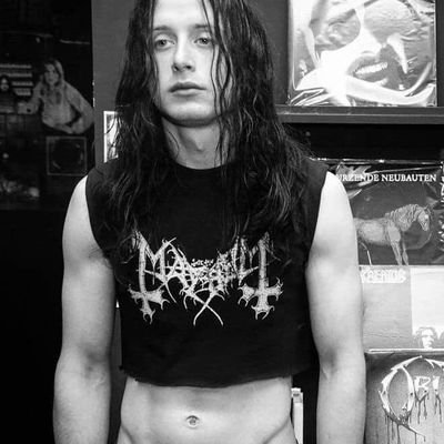 🕷️posting masc/ andro spo | 🧠 not so daily spo | 🕸️Dm for removal/submission |👹may interact with all spos