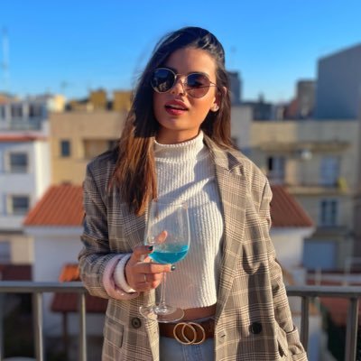 MarianVazquez7's profile picture. Tantas cuentas y acabas en la mía. Las cosas funcionan mejor cuando no se las cuentas a nadie. 96.