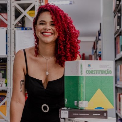 Brasil ~ Advogada ~ futura Defensora ~ Instagram: thacianyli