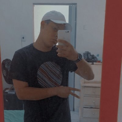 Calmo e postulado
Famoso trem bala
Insta @kauazin_ofcc0
Jogador caro
#messi