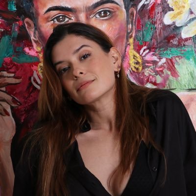 Diseñadora / Artista - ig: @ dianalopezc @ dianasayshello