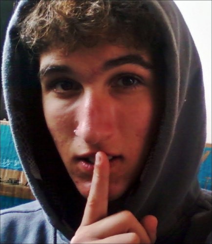 Segue ae ;)  /  http://t.co/ARxYloQBYe