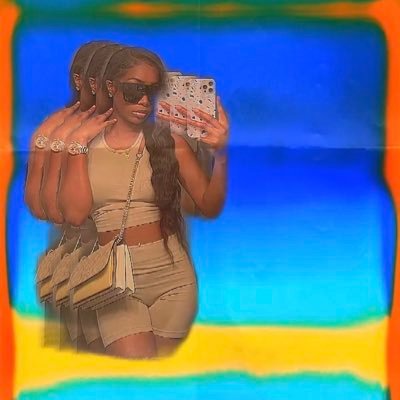 PinkZebraaa_'s profile picture. 