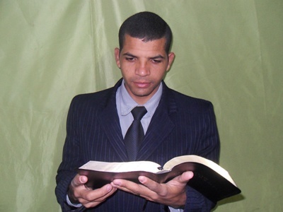 É PRECISO LEVANTAR UMA NOVA GERAÇAO DE PREGADORES QUE  GLORIFIQUE A  JESUS(031)9226-0177,3577-4411,SOU PENTECOSTAL,AMO O FOGO E PULO NO RETETÉ ,CONVIDE-ME..
