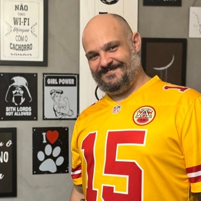 I’m a Chiefs fan from Brazil and it’s all bout me! :) I'm a producer and host of a podcast about the Kansas City Chiefs and a owner of @chiefscast