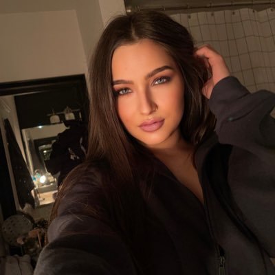 cxlleri's profile picture. live & let live