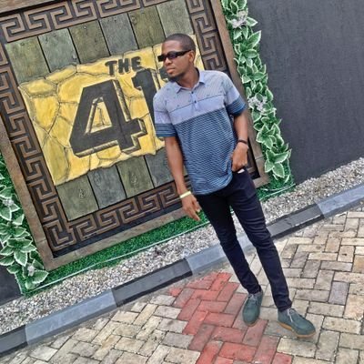 dozy_jayrome's profile picture. 