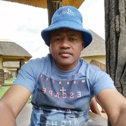 Rapzzen's profile picture. 