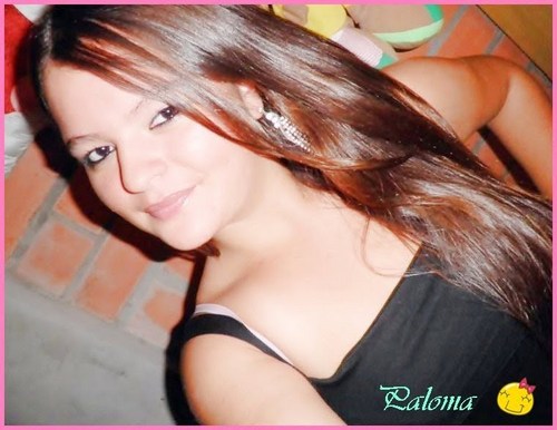 A linda da Paloma,que me atura toda manhã e me empresta o (mp) pra entrar aqi,durante as aulas *---*' @feerzotti #here
