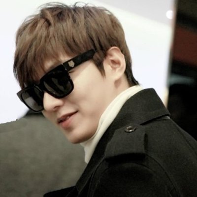 bikky_comey's profile picture. しがないトラベラー。正義は猫。犬もちょっと正義。