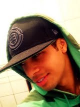 Você verá que a vida ainda vale a pena, se você apenas Sorrir ♪