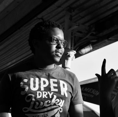thula__'s profile picture. Builder