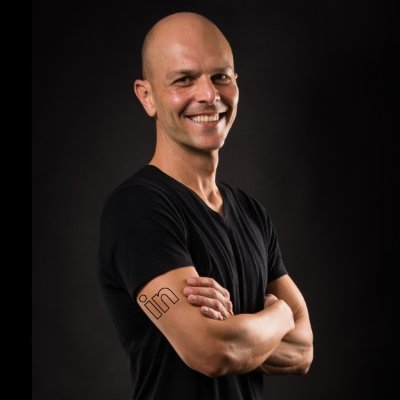 Father of two, mountain biker, Gen AI, Content Creator, 44k followers on LinkedIn