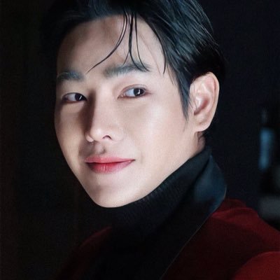 ชอบเป๊กเพราะเป๊กหล่อ รักเป๊กเพราะเต้นสวย หลงเป๊กเพราะเป๊กตลก