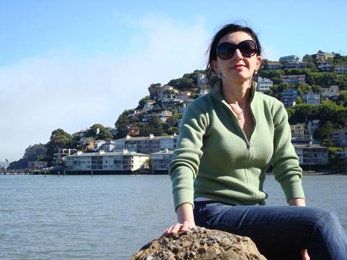 enfanterrible09's profile picture. Irreverent academic.