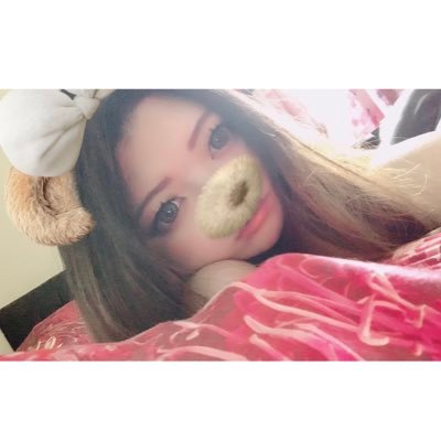 emechii_0514's profile picture. PUBGm🪂エビ女の正体だよーん🦐￤💋@Crew0514￤👯‍♀️@empress_chii ￤🐼@ri_matan_
