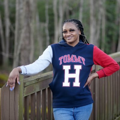 ALLAH 🙏 Three people call me “mama” Makennah, Aubree & Zyon . Engineering is life & God is LOVE ❤️