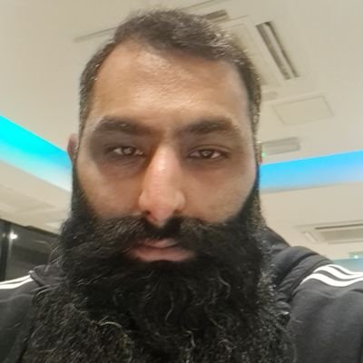 BhavinKakaiya's profile picture. Easy going dude chasing the paper