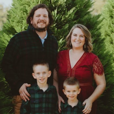 Thankful for God’s Grace 🙏 Proud wifey to @the_AU_pirate 👰♀️ Momma 🐻 to ✌🏼 crazy boys Learning to love and loving to learn! 🐅WDE! 🦅