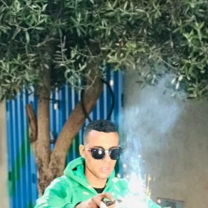 AzeDine93535317's profile picture. ....