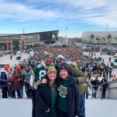 Badger fan, Packer fan, St. Louis Cards fan.