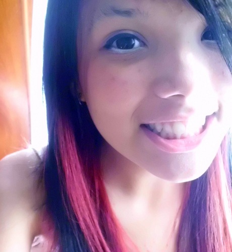Antiga @caahforbidden. Mudo constantemente e permaneço a mesma. Sou e não sou. Essa é a minha essência.