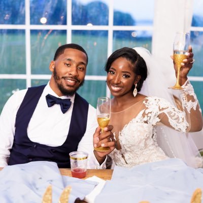 Thomas + Emani, creating recipes & enjoying life. Full recipes always on our website🤍
