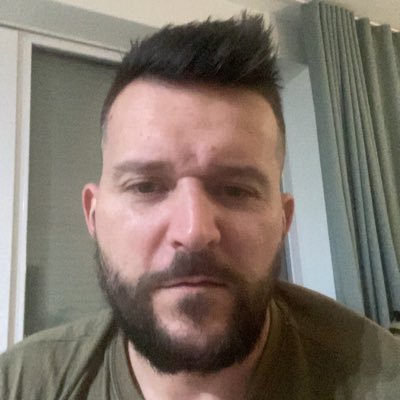 marcinhunt's profile picture. Pozytywny czubek