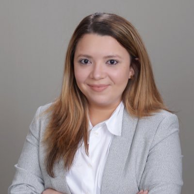 Jmst730's profile picture. Puertorriqueña 🇵🇷 | Internal Medicine Resident | First Gen | NYC📍 | @RossMedSchool | She/Her/Hers 🌻🌷