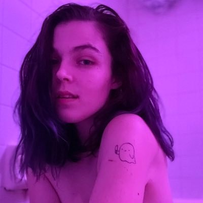 spacedoutviolet Profile Picture